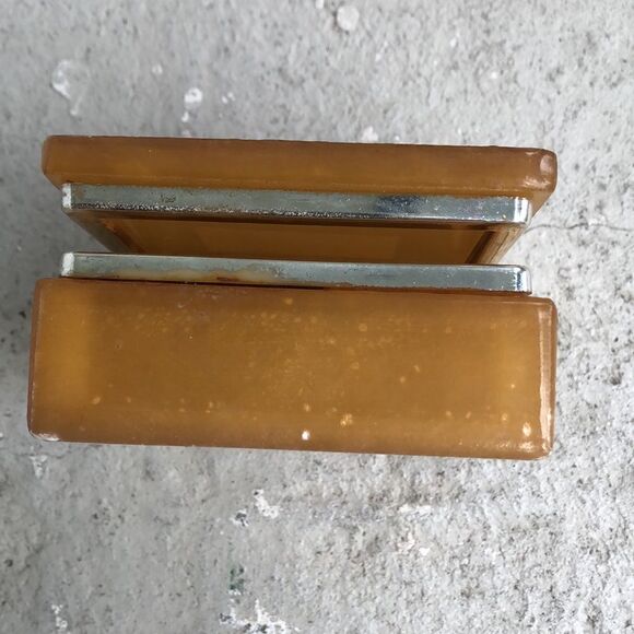 Alabaster trinket box - Picture 3 of 5